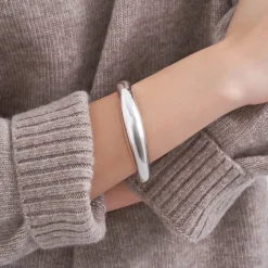 Armreif - Silver Hinge